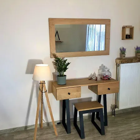 Apartment Petra Thea 1