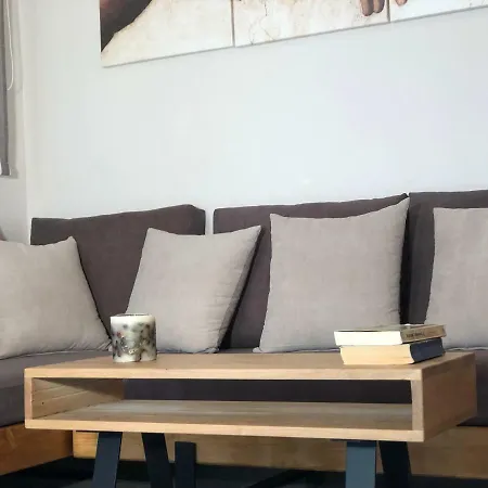 Petra Thea 1 Apartment Kalamata